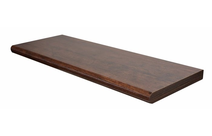 Mensola angolare interamente fatta a mano in legno massello.